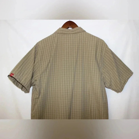 Men’s The North Face Pin Striped Short Sleeve Outdoor Hiking Casual Shirt Size L - Picture 7 of 11